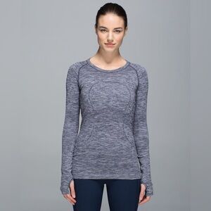 Lululemon Run: Swiftly Tech Long Sleeve Crew
Space Dye Heathered Cadet Blue 4